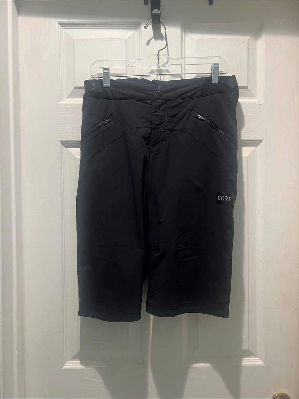Gore Wear Men's Black Athletic MTB Shorts with Zip Pockets